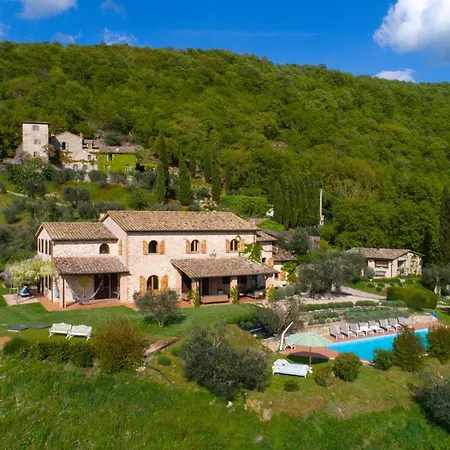 Beautiful In With Pool Dom wakacyjny San Giovanni del Pantano